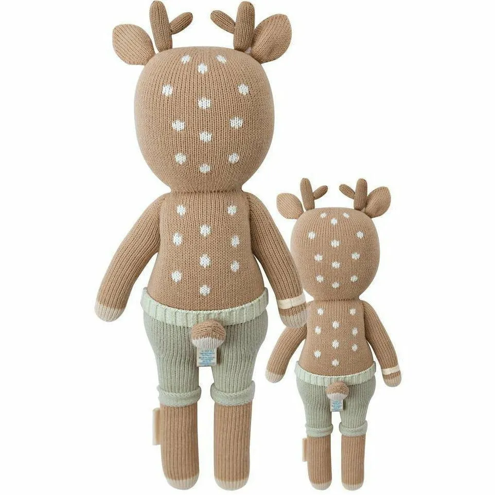 Cuddle   Kind Elliott The Fawn