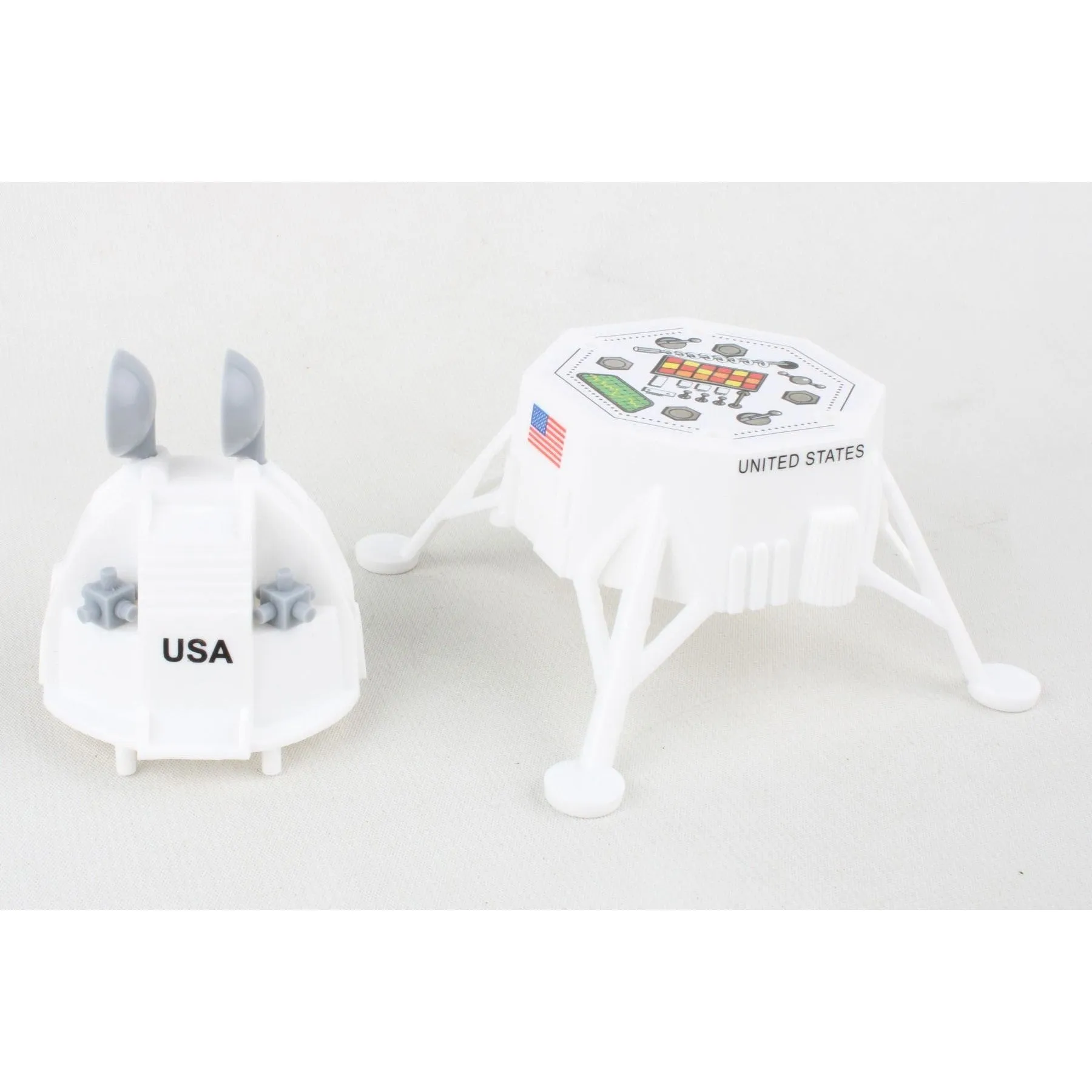 Daron Space Adventure Space Exploration Playset 20 Piece from Daron