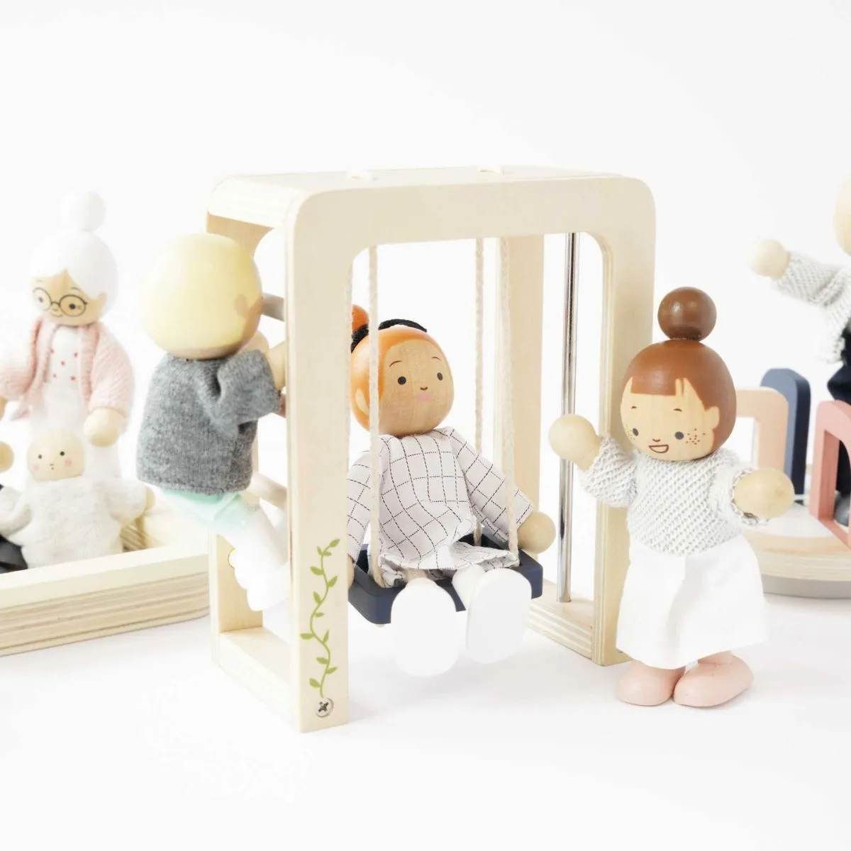 Dollhouse Outdoor Playset