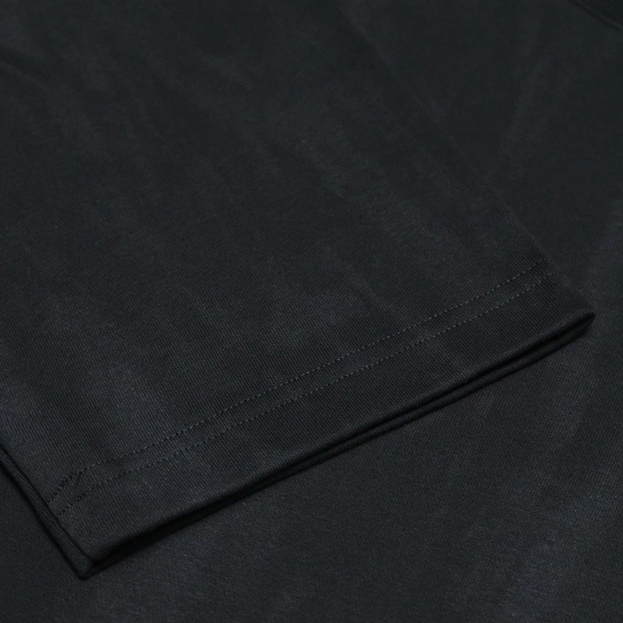 HOMME  Old English Acid Wash Tee Charcoal