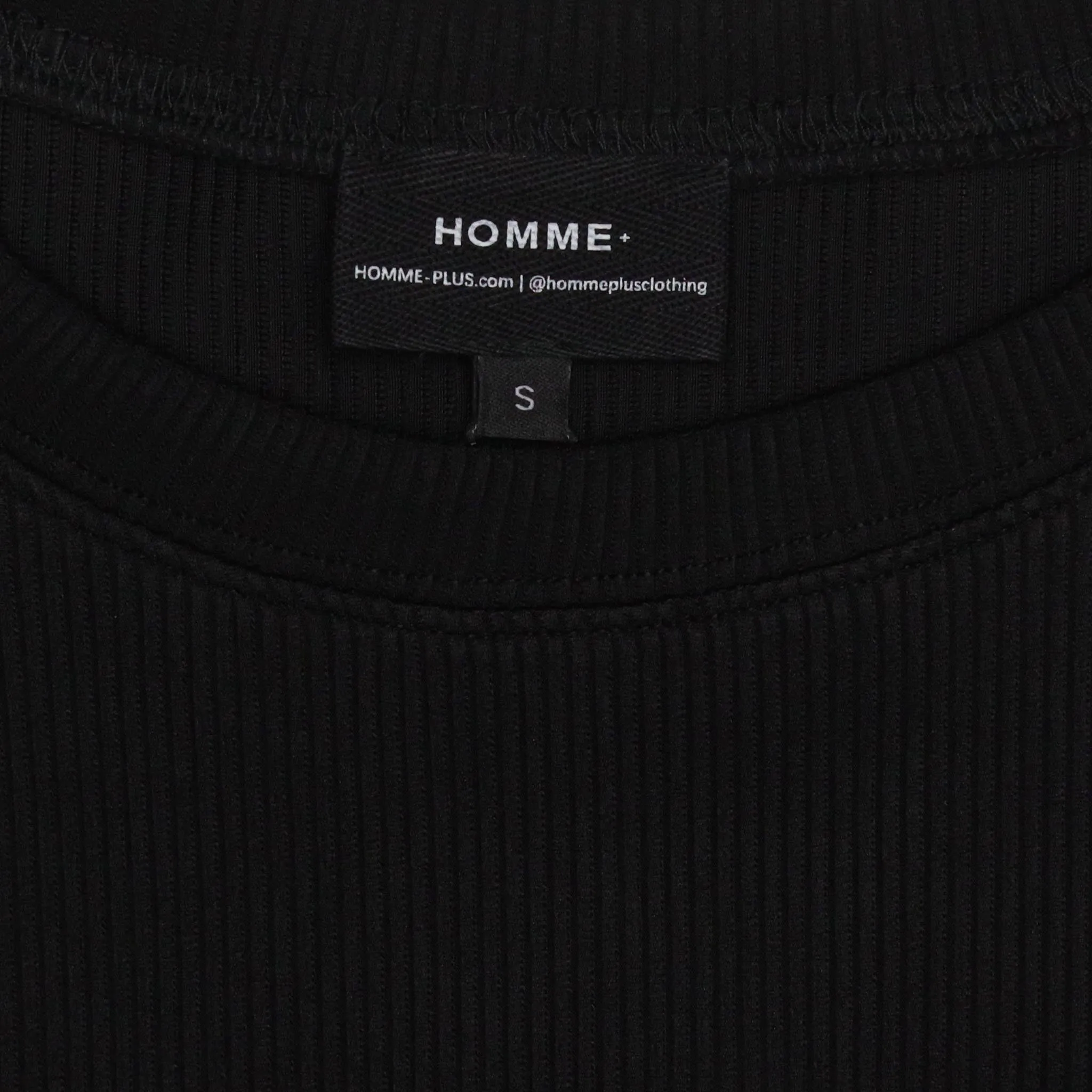 HOMME  Pleating Tee Black