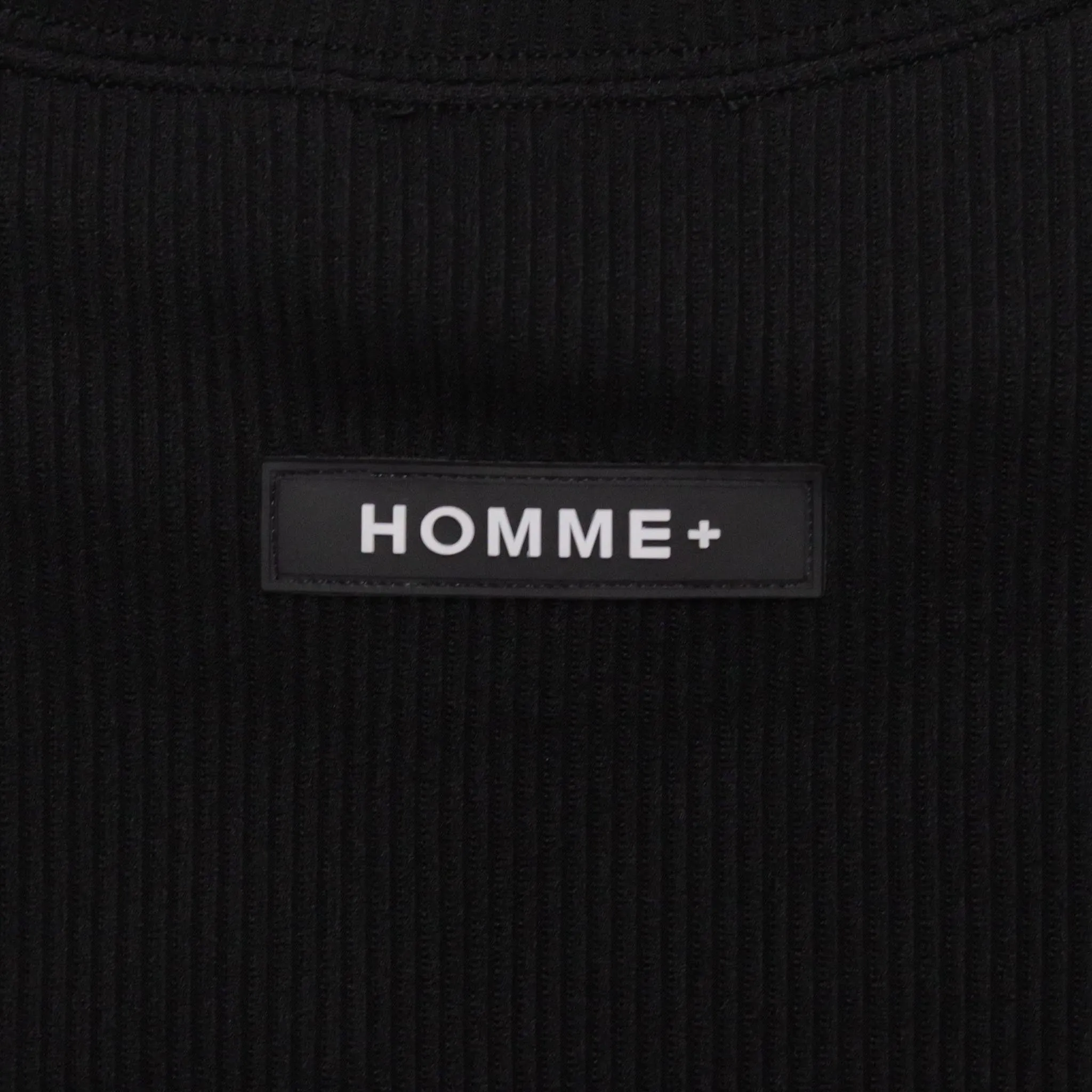 HOMME  Pleating Tee Black