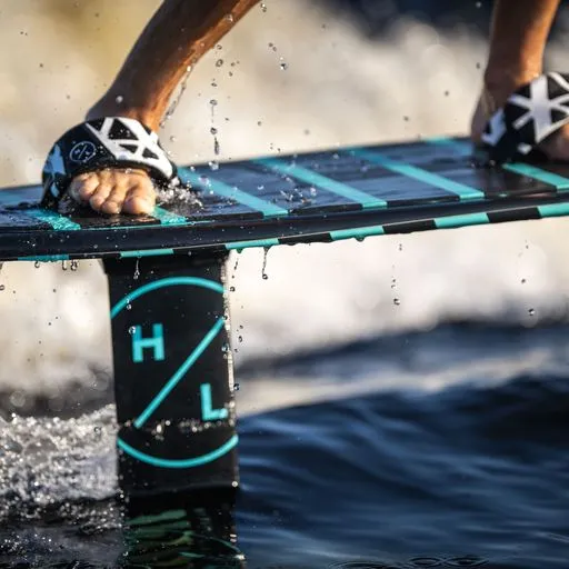 Hyperlite Shuttle w/ Booster 1300 Foil Kit